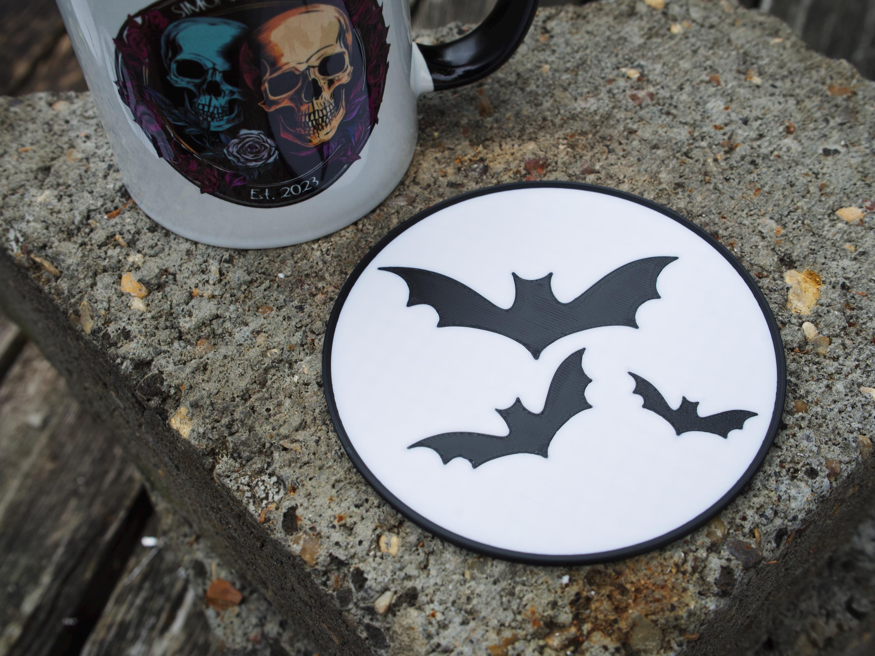 Halloween Themed Drinks Coasters – 3D Printed Gothic Skull & Pumpkin Design Set