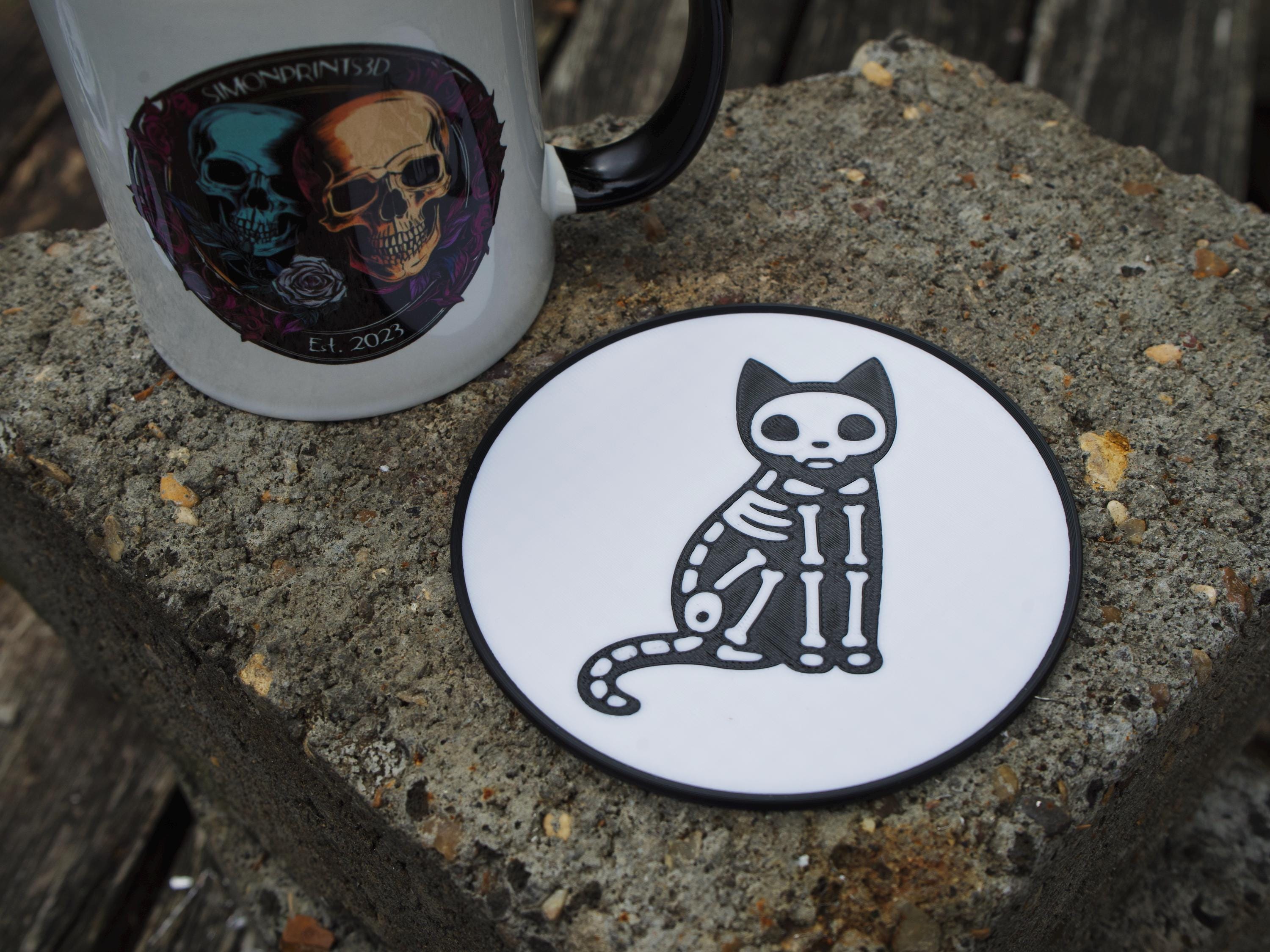Halloween Themed Drinks Coasters – 3D Printed Gothic Skull & Pumpkin Design Set