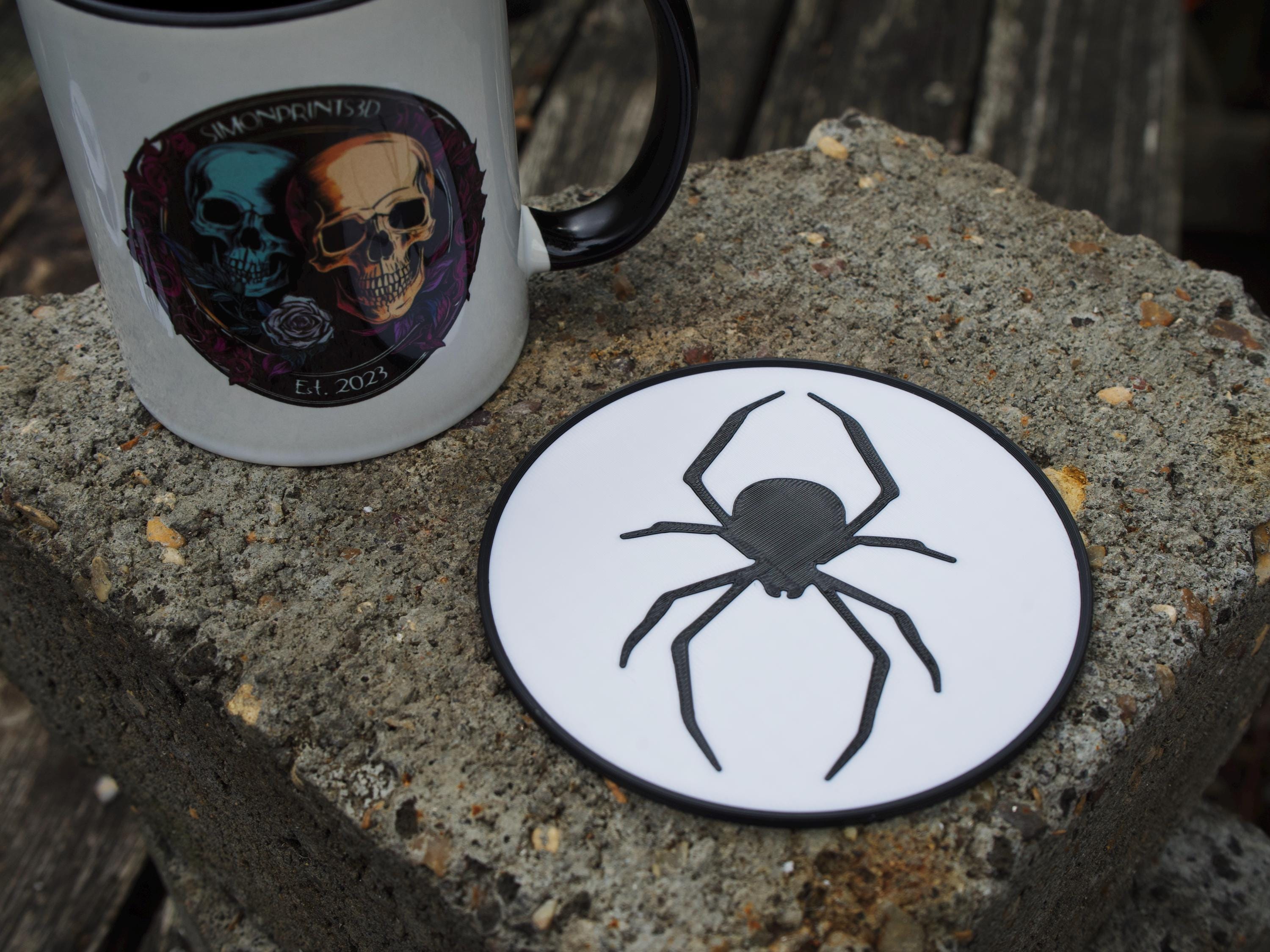 Halloween Themed Drinks Coasters – 3D Printed Gothic Skull & Pumpkin Design Set